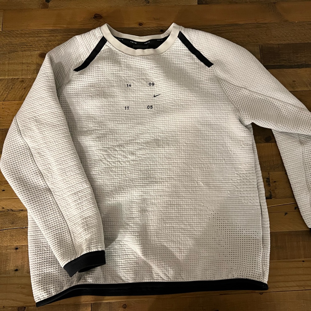 Nike Men’s Crewneck